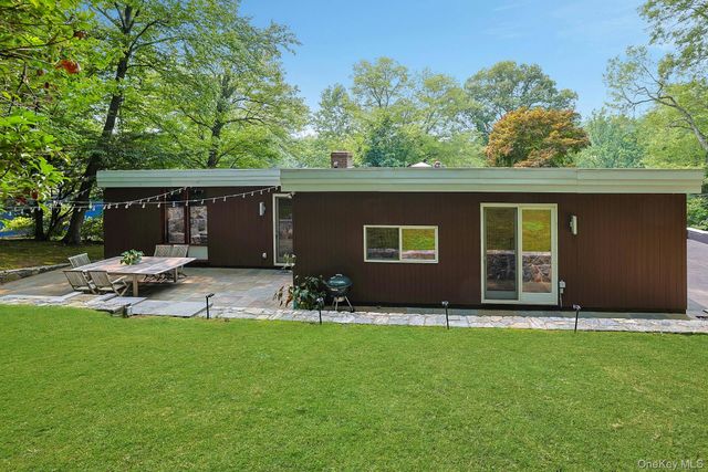 20 Sprain Valley Road, Scarsdale, NY 10583