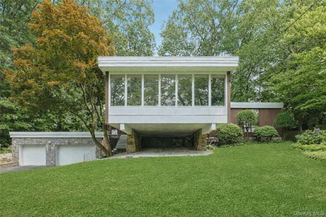 20 Sprain Valley Road, Scarsdale, NY 10583