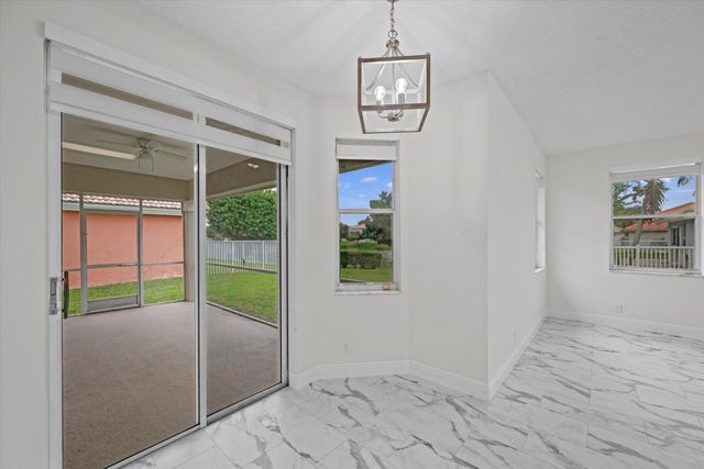 86 Citrus Park Lane, Boynton Beach, FL 33436