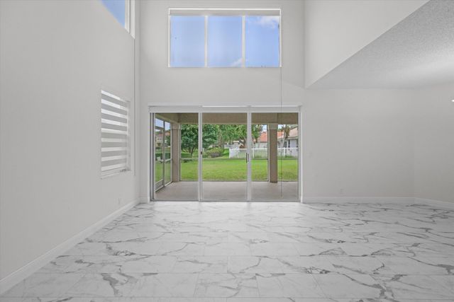 86 Citrus Park Lane, Boynton Beach, FL 33436