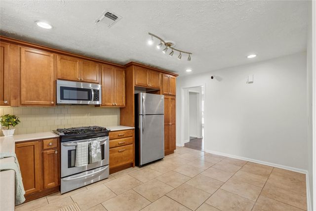 11411 Atwell Drive, Houston, TX 77035