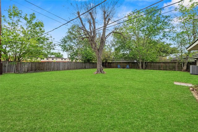 11411 Atwell Drive, Houston, TX 77035