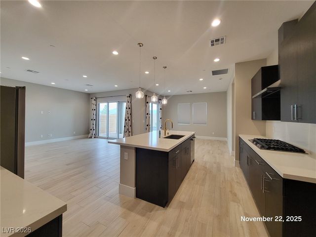 8988 Indigo Rose Street, Las Vegas, NV 89166