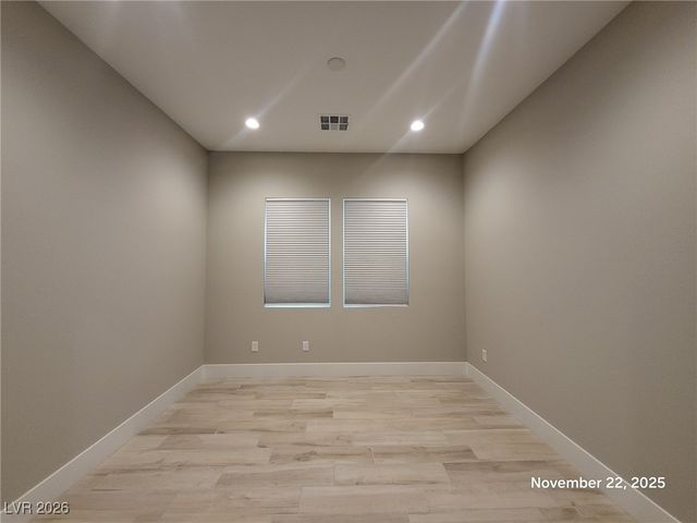 8988 Indigo Rose Street, Las Vegas, NV 89166