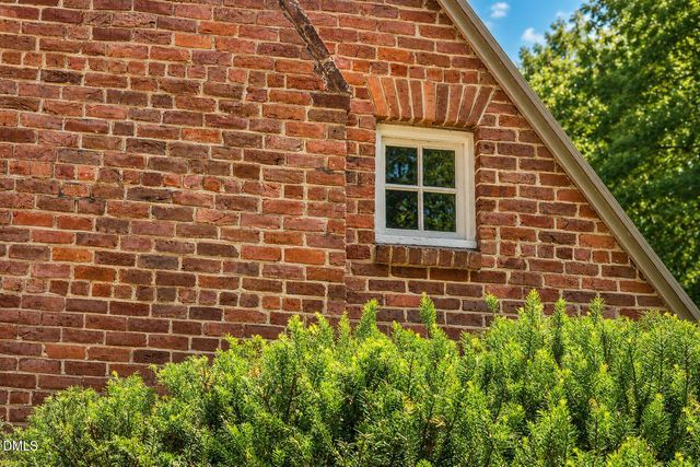 180 Hobbs Road, Pittsboro, NC 27312