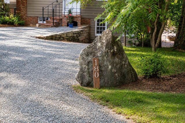 180 Hobbs Road, Pittsboro, NC 27312
