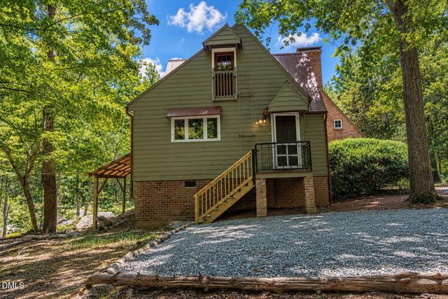 180 Hobbs Road, Pittsboro, NC 27312