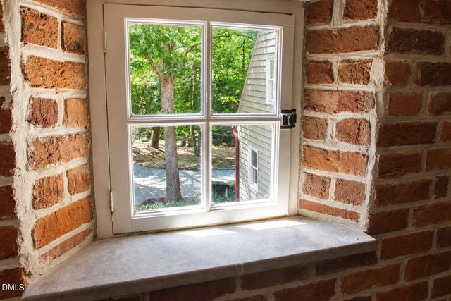 180 Hobbs Road, Pittsboro, NC 27312