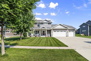 808 Maple Drive, Mount Horeb, WI 53572