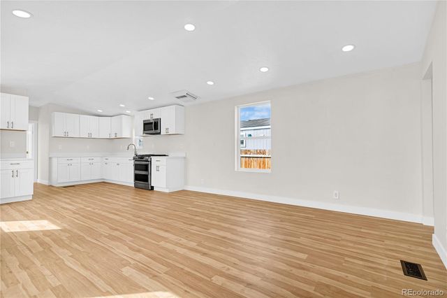 5144 E 97th Place, Denver, CO 80229