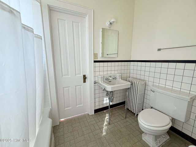 407 S King Street, Windsor, NC 27983