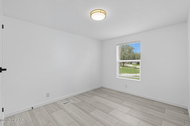 1137 Yaupon Street, Daytona Beach, FL 32117