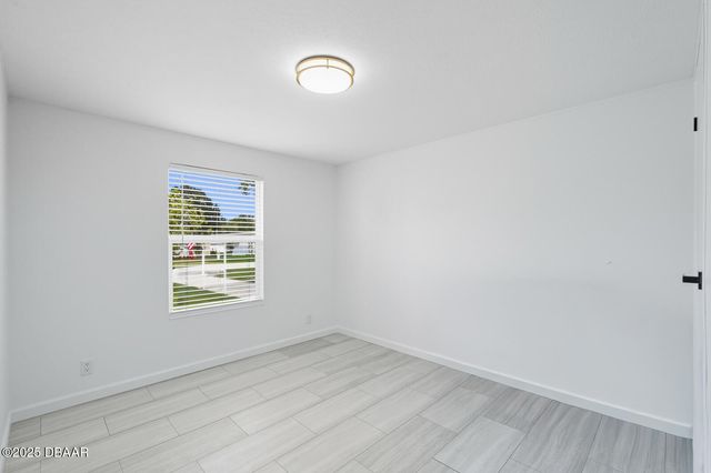 1137 Yaupon Street, Daytona Beach, FL 32117