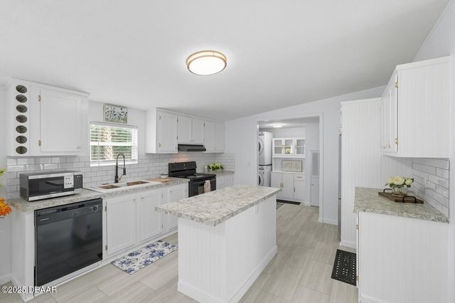 1137 Yaupon Street, Daytona Beach, FL 32117