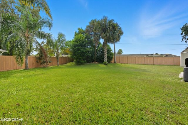 1137 Yaupon Street, Daytona Beach, FL 32117