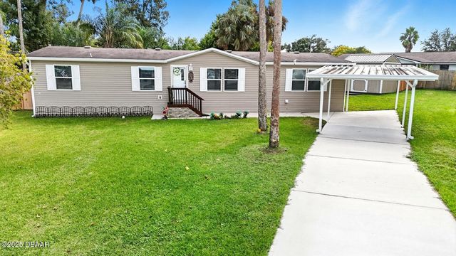 1137 Yaupon Street, Daytona Beach, FL 32117