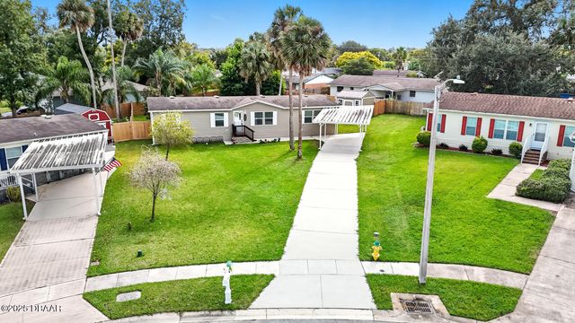 1137 Yaupon Street, Daytona Beach, FL 32117