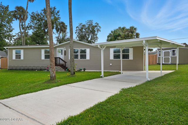 1137 Yaupon Street, Daytona Beach, FL 32117