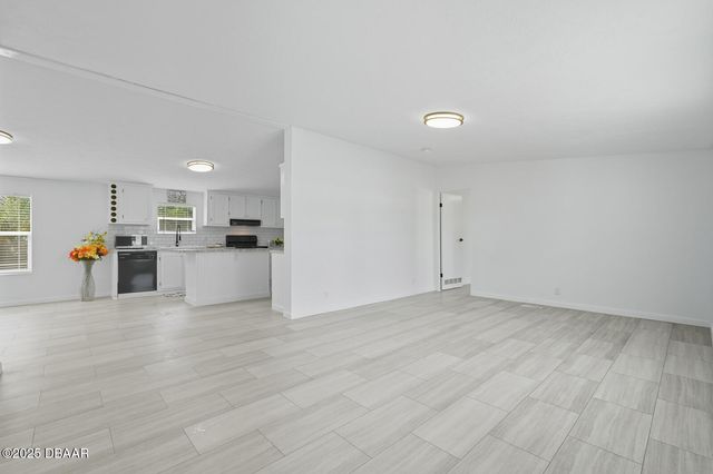 1137 Yaupon Street, Daytona Beach, FL 32117