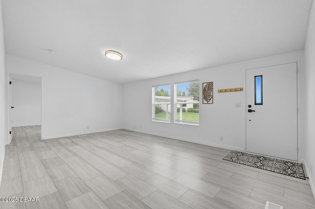 1137 Yaupon Street, Daytona Beach, FL 32117