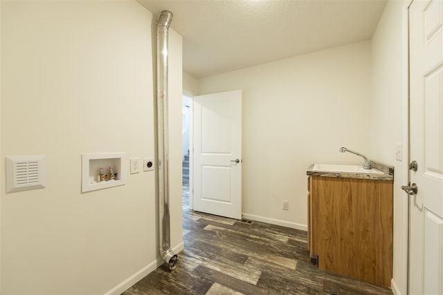 1070 Ashlyn Court, Fowlerville, MI 48836