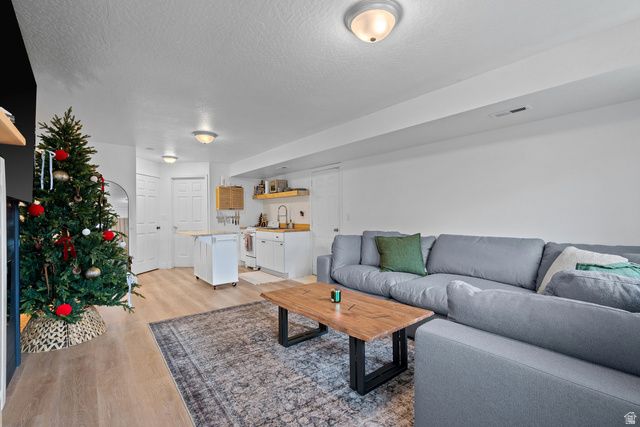 1249 W 1800 N, Lehi, UT 84043