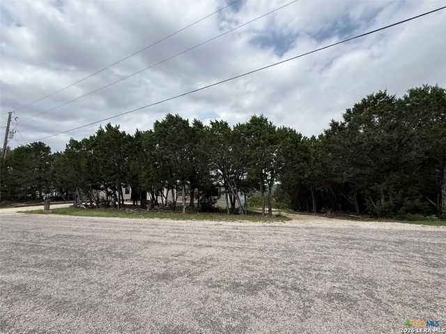 621 STENEN DR, Canyon Lake, TX 78133