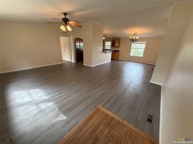 621 STENEN DR, Canyon Lake, TX 78133
