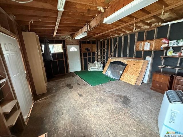 621 STENEN DR, Canyon Lake, TX 78133