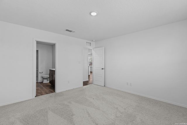 437 Raven Row, Marion, TX 78124