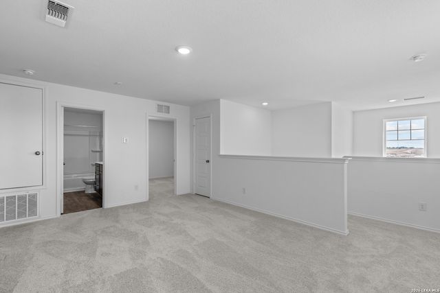 437 Raven Row, Marion, TX 78124