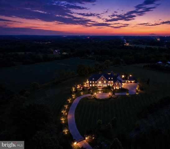 6 TINES FIELD PATH, Newtown, PA 18940