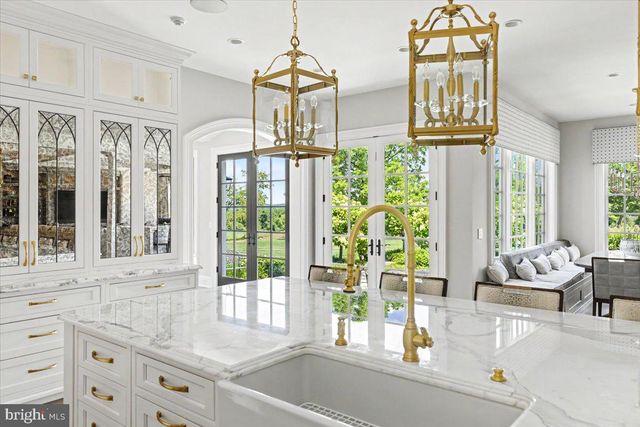 6 TINES FIELD PATH, Newtown, PA 18940