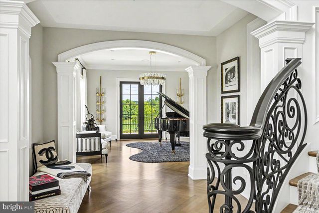 6 TINES FIELD PATH, Newtown, PA 18940