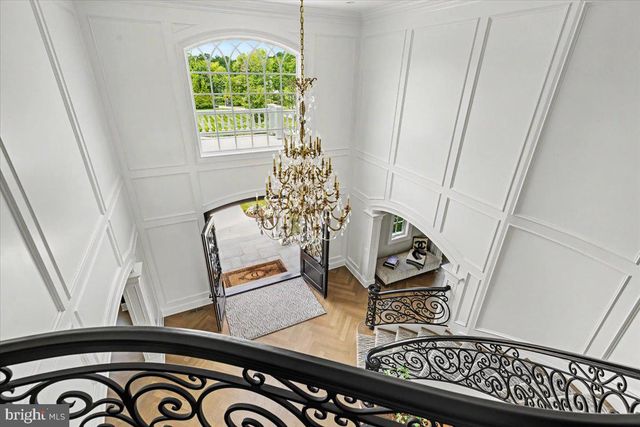 6 TINES FIELD PATH, Newtown, PA 18940