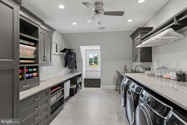6 TINES FIELD PATH, Newtown, PA 18940