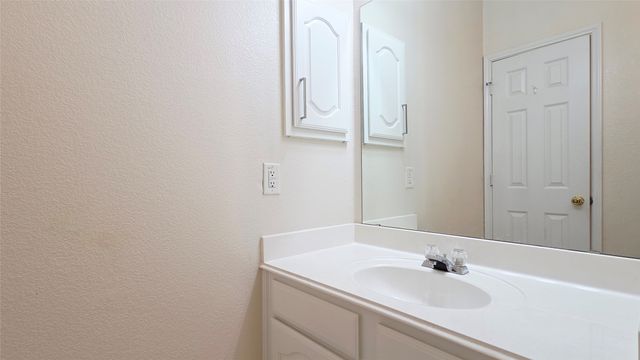 1204 Riverside Road, Roanoke, TX 76262