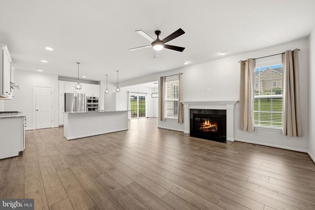 35943 FIELDSIDE WAY, Round Hill, VA 20141
