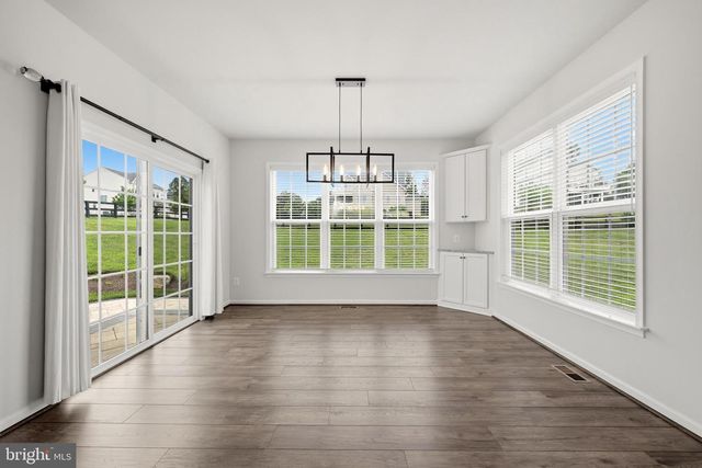 35943 FIELDSIDE WAY, Round Hill, VA 20141