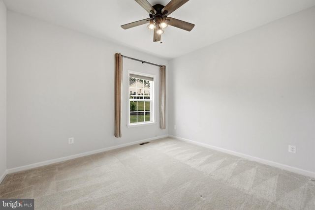 35943 FIELDSIDE WAY, Round Hill, VA 20141