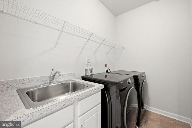 35943 FIELDSIDE WAY, Round Hill, VA 20141