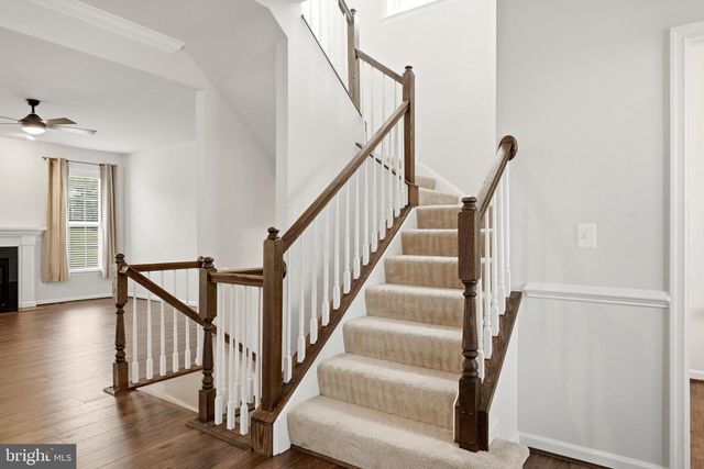 35943 FIELDSIDE WAY, Round Hill, VA 20141