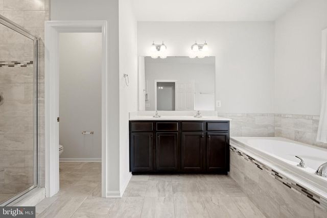 35943 FIELDSIDE WAY, Round Hill, VA 20141