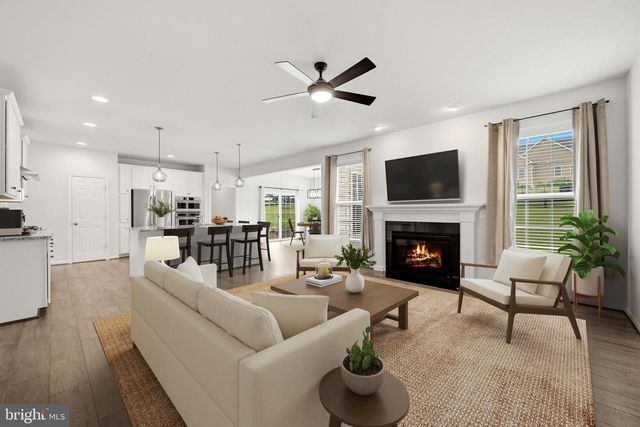35943 FIELDSIDE WAY, Round Hill, VA 20141