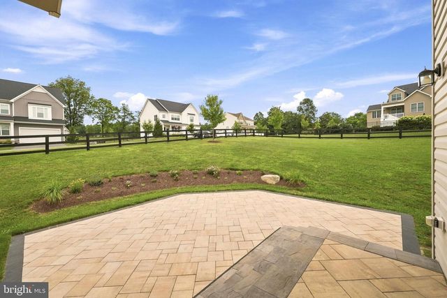 35943 FIELDSIDE WAY, Round Hill, VA 20141