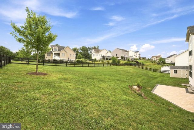 35943 FIELDSIDE WAY, Round Hill, VA 20141