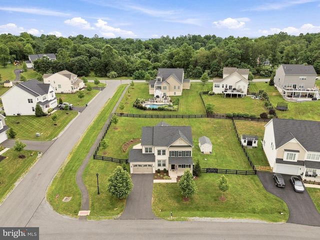 35943 FIELDSIDE WAY, Round Hill, VA 20141