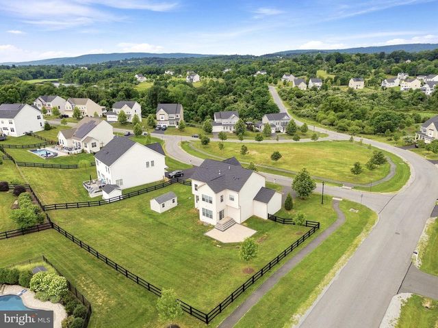 35943 FIELDSIDE WAY, Round Hill, VA 20141