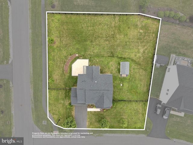 35943 FIELDSIDE WAY, Round Hill, VA 20141