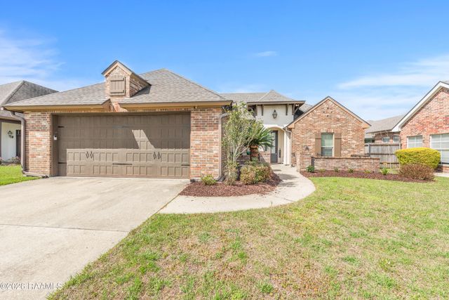 102 Kelsea Drive, Broussard, LA 70518
